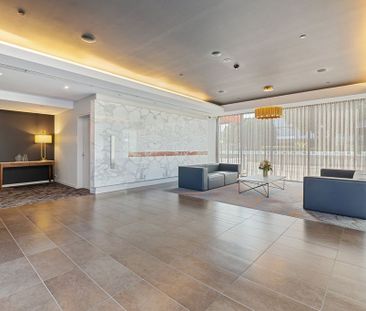 Premium Two-Bedroom Riverfront Residence - Photo 4