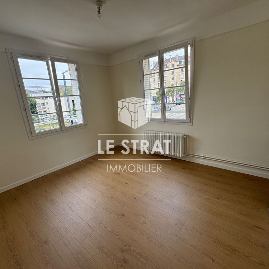 Location Appartement 5 pièces 93m² - Photo 1