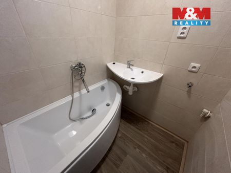 Pronájem bytu 3+1 75 m² - Photo 4