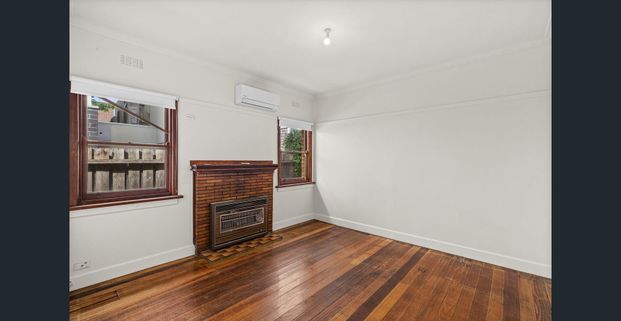 When location matters! - Photo 1