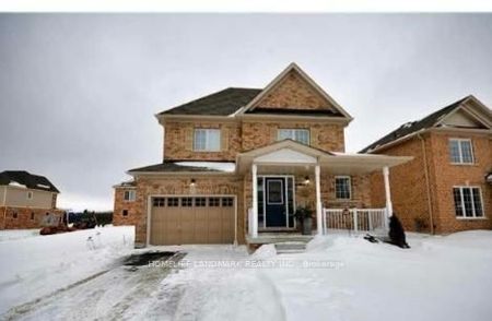 Detached Home For Lease | S8077176 - Photo 3