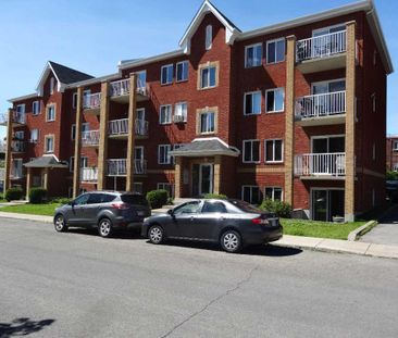 Laval, 4½ à louer - Photo 3