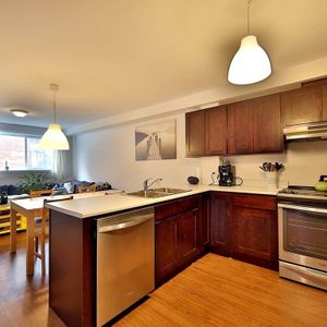 Appartement 4 1/2 à Louer - Photo 2