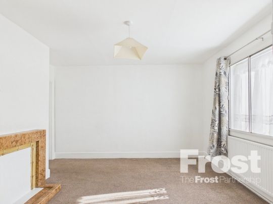 Lichfield Road, Hounslow, Middlesex,TW4 - Photo 1