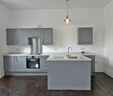 2 bedroom flat to rent - Photo 6