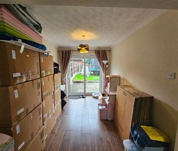 3 bedroom semi-detached house to rent - Photo 5