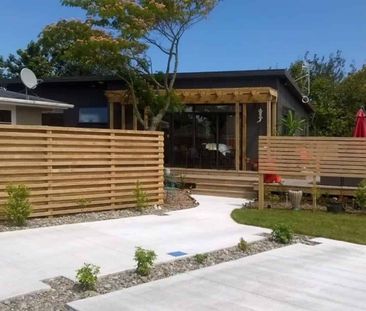 THREE BEDROOMS, AWAPUNI - Photo 5