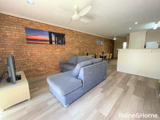 Fully Furnished Townhouse only a Hop, Skip & A Jump to the Esplanade! - Photo 1