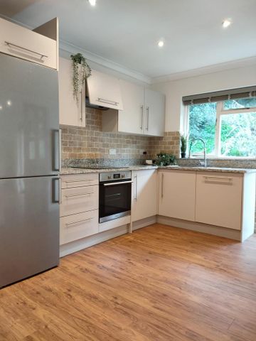 3 bedroom detached house to rent - Photo 5