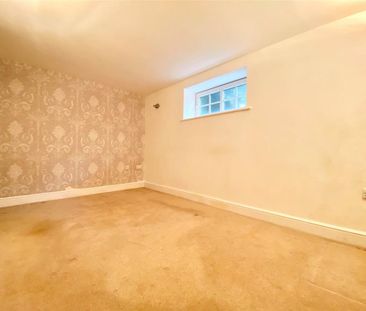 2 bedroom maisonette to rent - Photo 1