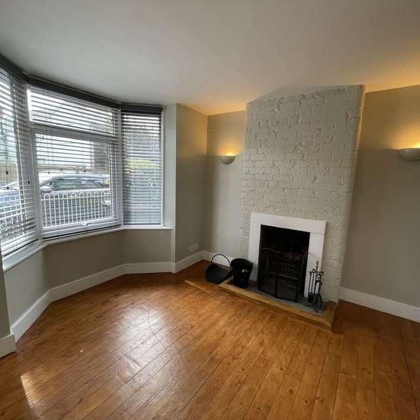 Limes Avenue, Melton Mowbray, LE13 - Photo 1