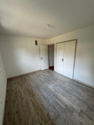 Location Maison 4 pièces 91m² ST PAUL LES DAX 40990 - Photo 2