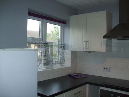 Studio to rent - Photo 5