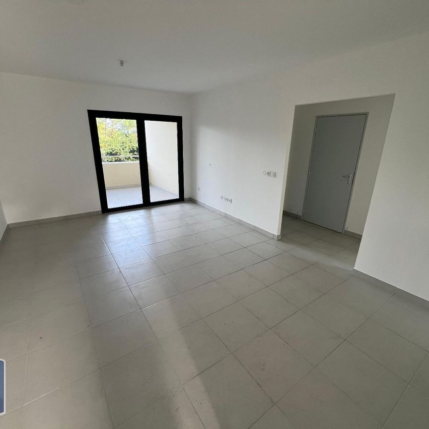 Location Appartement 3 pièces 65m² LE TAMPON 97430 - Photo 1
