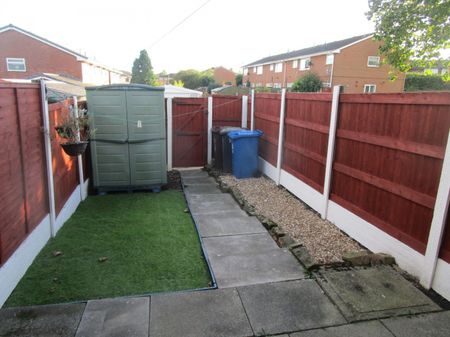 Lonsdale Walk, Orrell, Wigan, WN5 0DZ - Photo 2