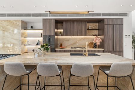 Brand New Luxury 4 Bedroom Townhouse with Lift & High End Finishing - Photo 5