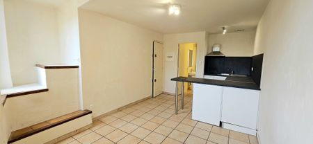 Location Appartement 1 pièce 18m² GONFARON 83590 - Photo 4