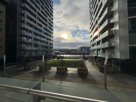 351 Glasgow Harbour Terraces - Photo 2