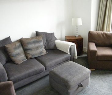 Turpin Green, Leyland, PR25 3HA - Photo 4