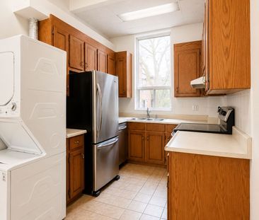 For Lease - 1462 Queen Street, Toronto, Ontario - Photo 5
