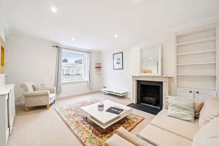 Stylish South Kensington apartment with bright living areas and well-balanced proportions. - Photo 4
