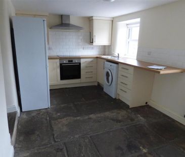 2 bedroom cottage to rent - Photo 2