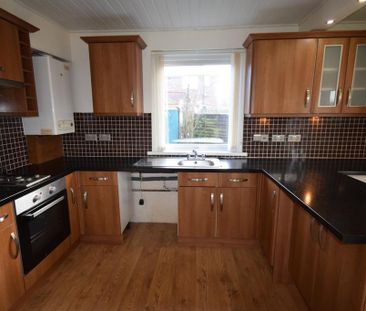 3 bedroom link detached house to rent - Photo 5