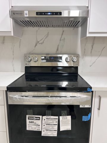 For Lease - 39 Waterton Crescent, Richmond Hill, Ontario - Photo 5