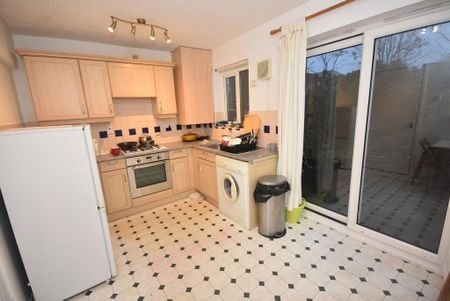 2 bedroom terraced house to rent - Photo 5