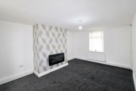 3 bed semi-detached house to rent in SR3 - Photo 3