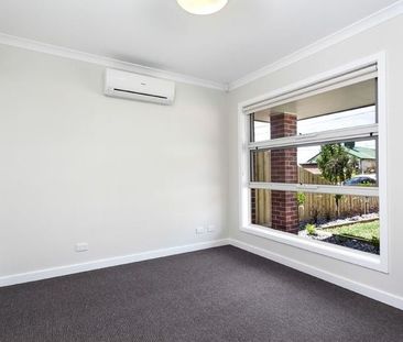 1/17 Compton Street, Reservoir VIC 3073 - Townhouse For Rent | Domain - Photo 2