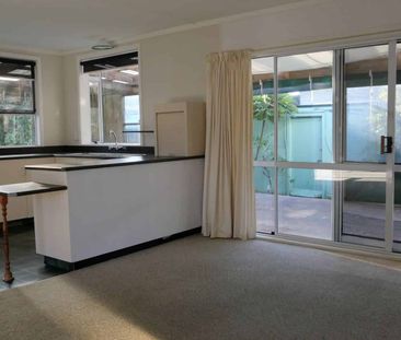 Charming Two Bedroom Kiwi Bach - Otaki Beach - Photo 1