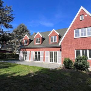 Villa te huur in Waterloo voor € 3.500 met 5 slaapkamers - Foto 2