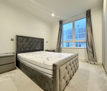 Grant Road, London - Photo 5