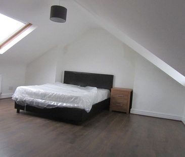 Student Properties to Let - Photo 3