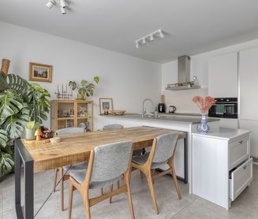 Comfortabel appartement met 2 slaapkamers en ruim terras - Photo 5