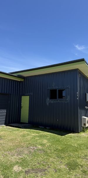 Comfort & Convenience: 2 bed, 2 bathroom. - Photo 2