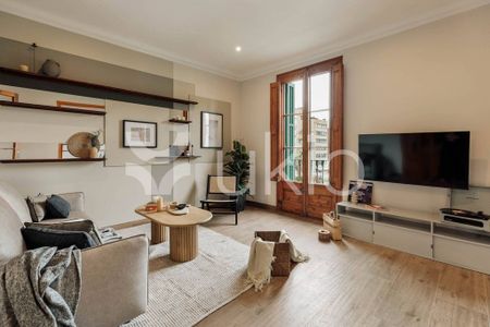 4 room luxury Apartment for rent in Barcelona, Spain - Photo 5
