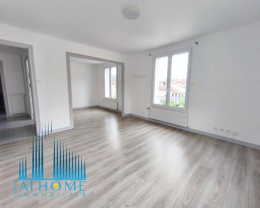 Location Appartement 4 pièces 84m² ST CHAMOND 42400 - Photo 1