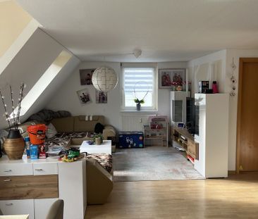 Großzügige 4-Zimmerwohnung mit Dachterrasse in Albstadt-Ebingen - Photo 2