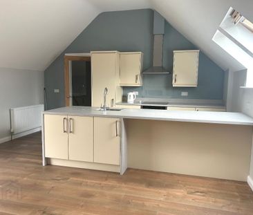 10 Castle View Close, Dundrum, BT33 0SH - Photo 3