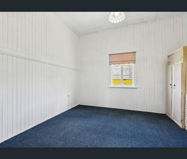 Close to Gatton CBD - Photo 2