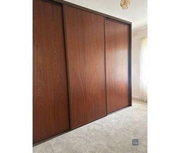 Comfort and Convenience is Walkerville - Photo 3
