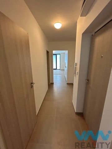 Pronájem bytu 2+kk, 47 m - Fotografie 5