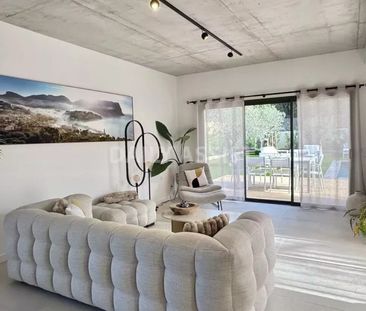 Villa • Peripherie - Photo 2