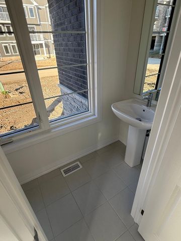 For Lease - 2 Riley Park Drive, Haldimand, Ontario - Photo 5