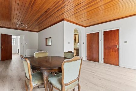 4 bedroom semi-detached house to rent - Photo 5