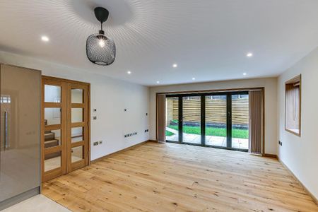 3 bedroom detached house to rent - Photo 4