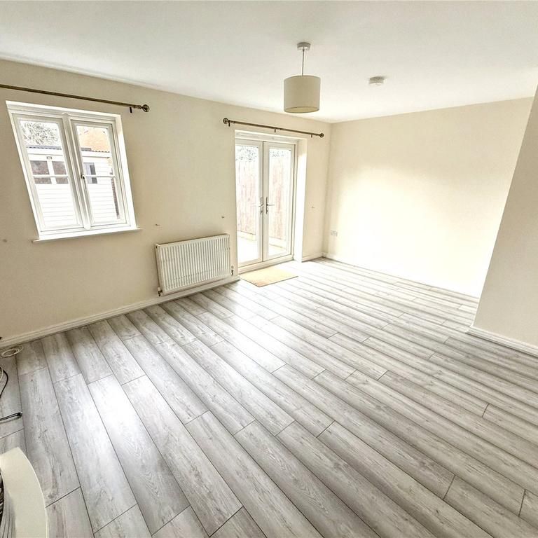 3 bedroom detached house to rent - Photo 1