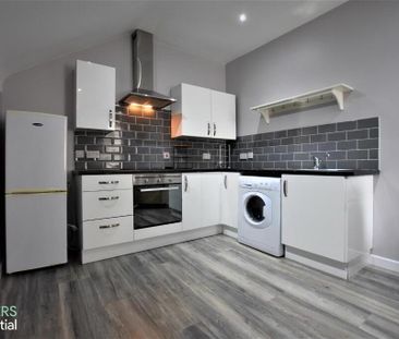 Apt 1, 261 Upper Newtownards Ro, Belfast, BT4 3JF - Photo 2